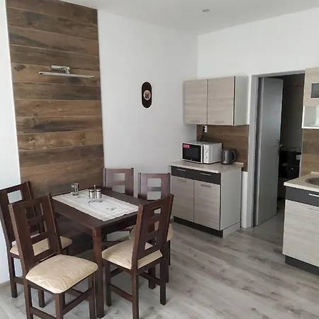 Semesterbostad Dom Stefany *