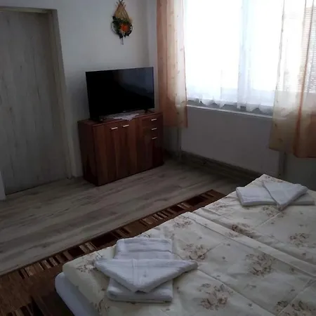 Semesterbostad Dom Stefany *