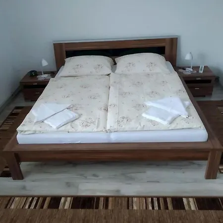 Semesterbostad Dom Stefany *